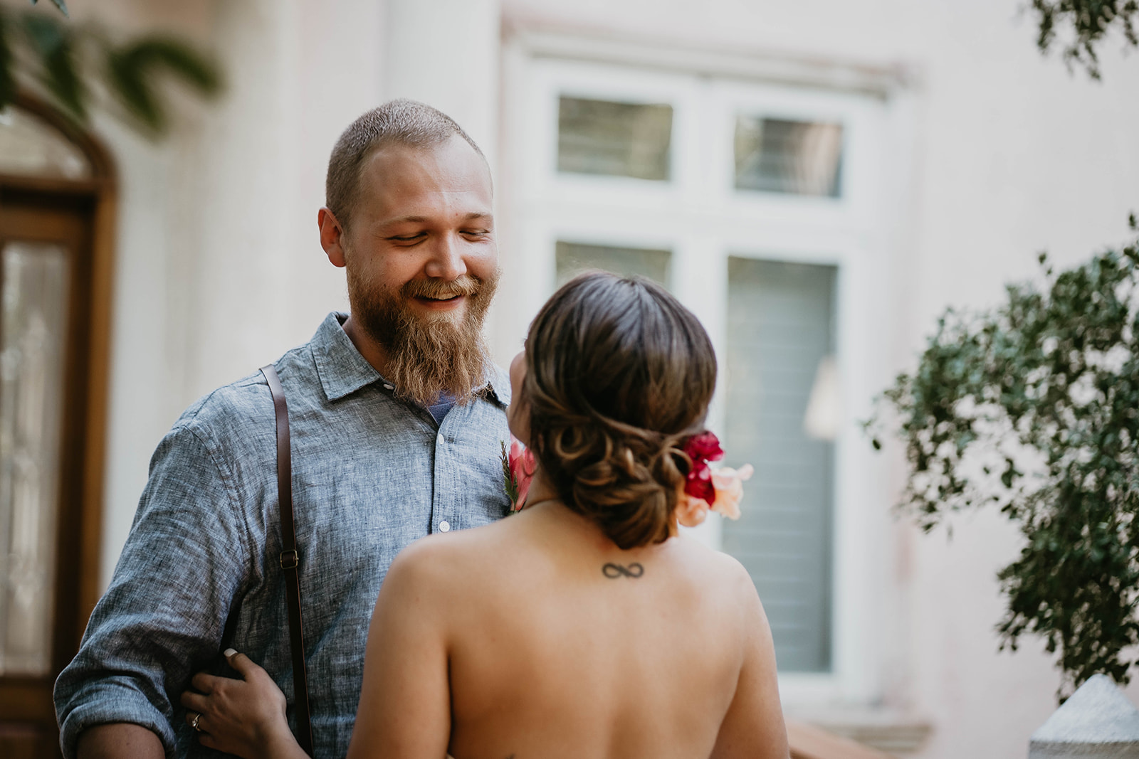 Beach First Look Bride and Groom Photos