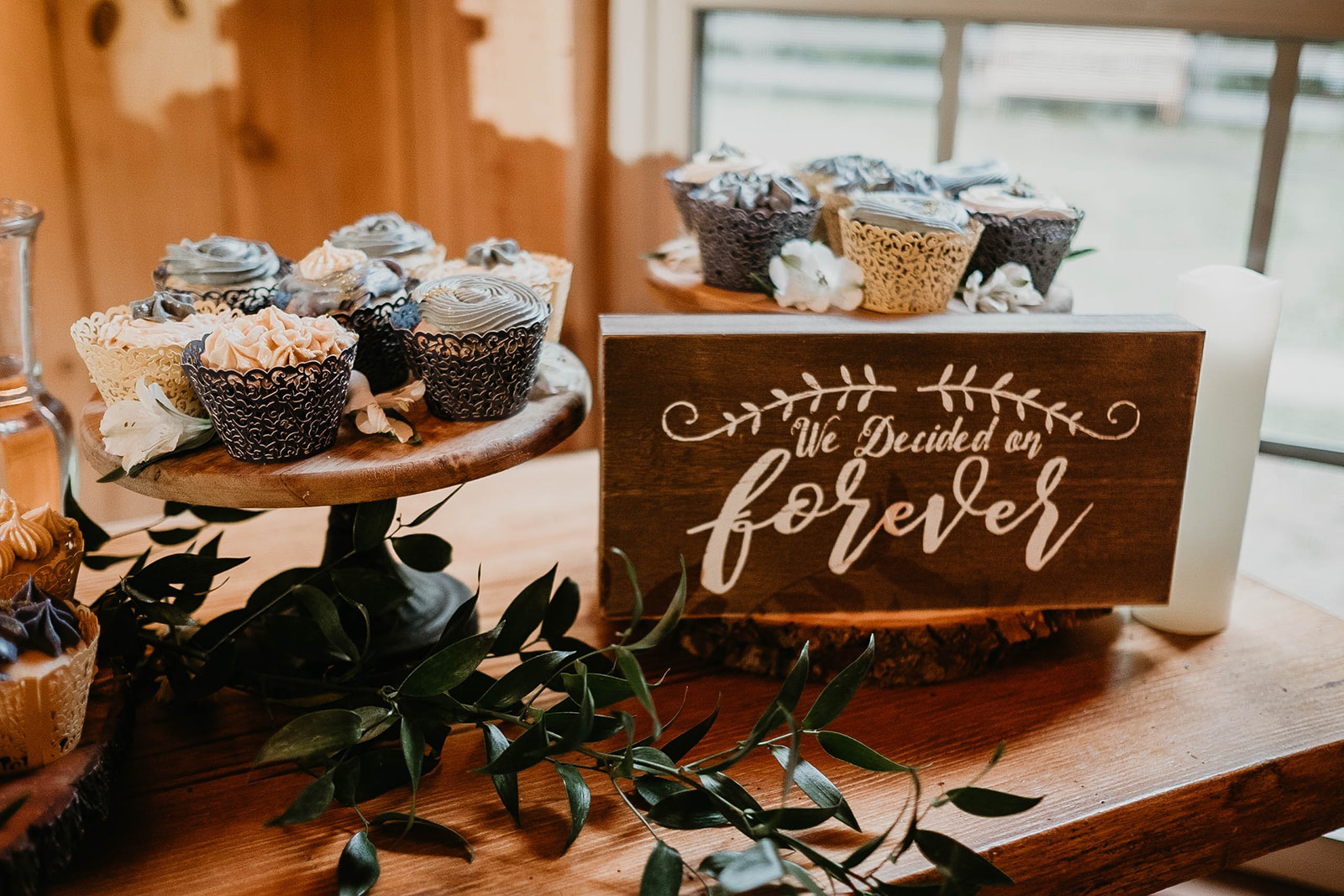 Bridle Oaks Barn Central Florida Rustic Wedding Reception Photography