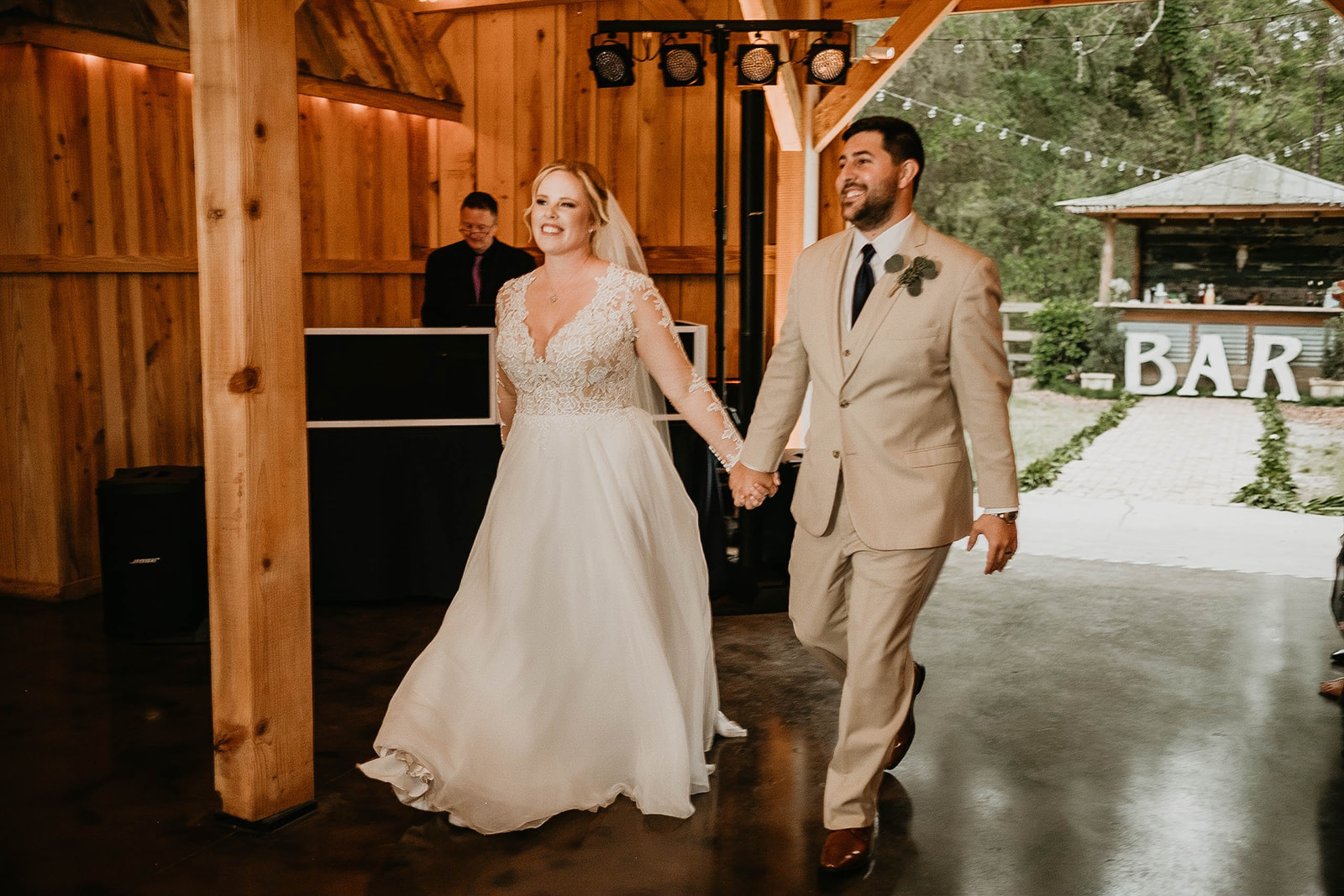 Bridle Oaks Barn Central Florida Rustic Wedding Reception Photography