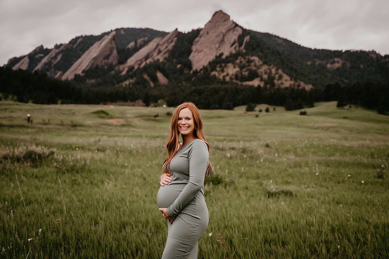 Colorado Mountain Maternity Session at Chitaqua Park captured by Destination Lifestyle Photographer, Krystal Capone Photography