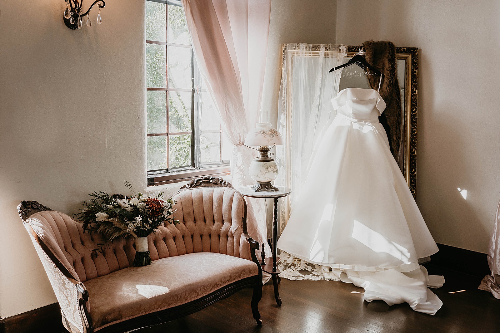 Romantic Howey Mansion South Florida Wedding captured by South Florida Wedding Photographer, Krystal Capone Photography