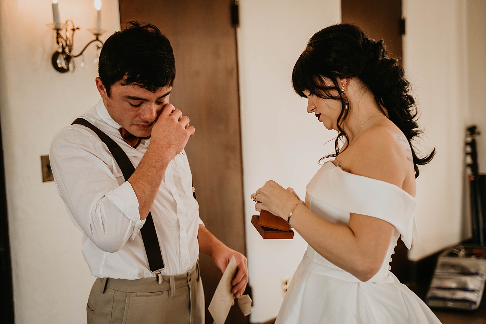 Romantic Howey Mansion South Florida Wedding captured by South Florida Wedding Photographer, Krystal Capone Photography