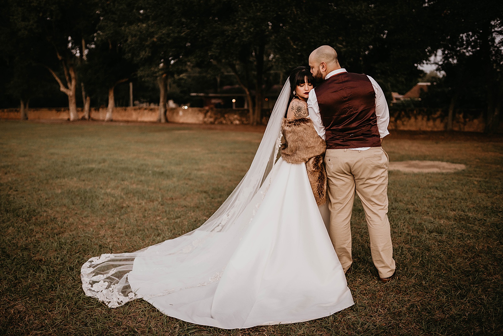 Romantic Howey Mansion South Florida Wedding captured by South Florida Wedding Photographer, Krystal Capone Photography