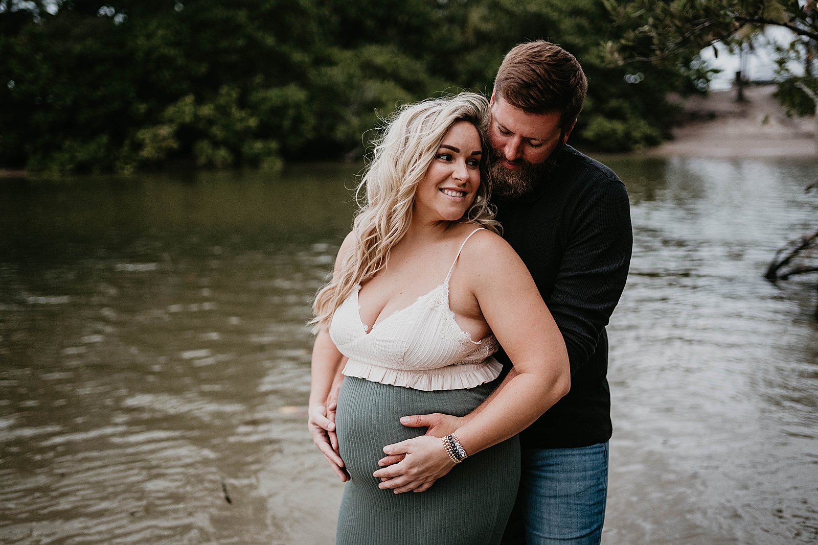 Dubois Park Maternity Family Photos by South Florida Lifestyle Photographer, Krystal Capone Photography