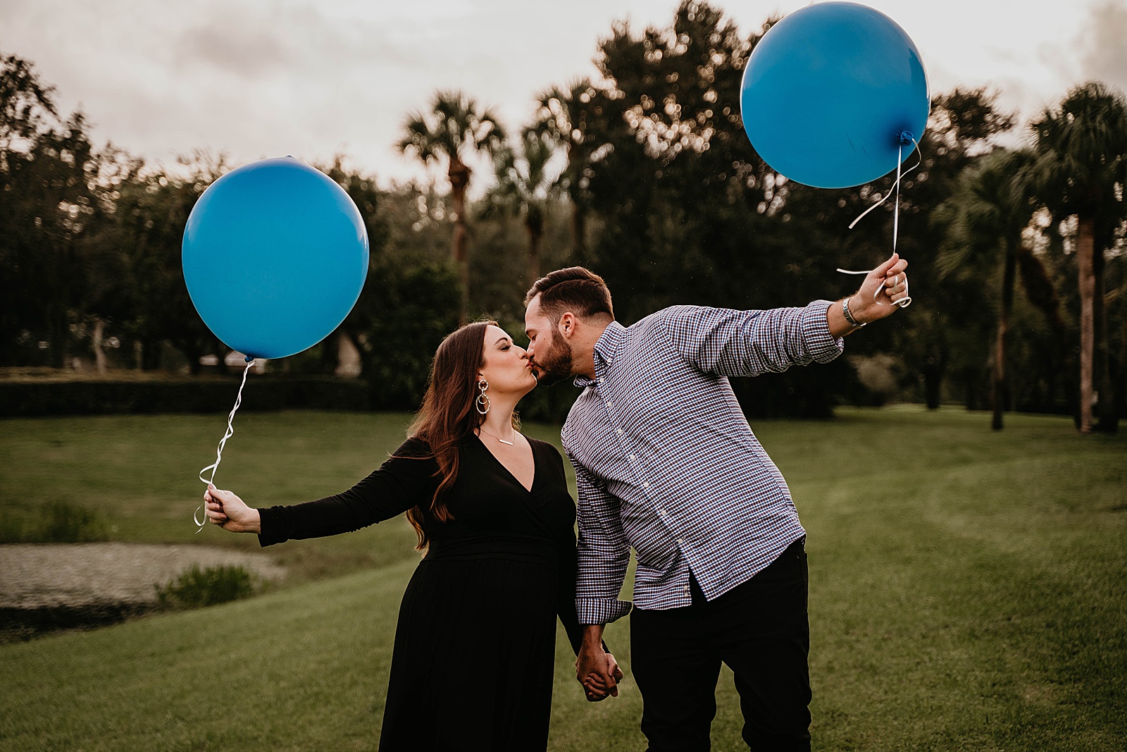South Florida Gender Reveal Photos by South Florida Family Photographer Krystal Capone Photography