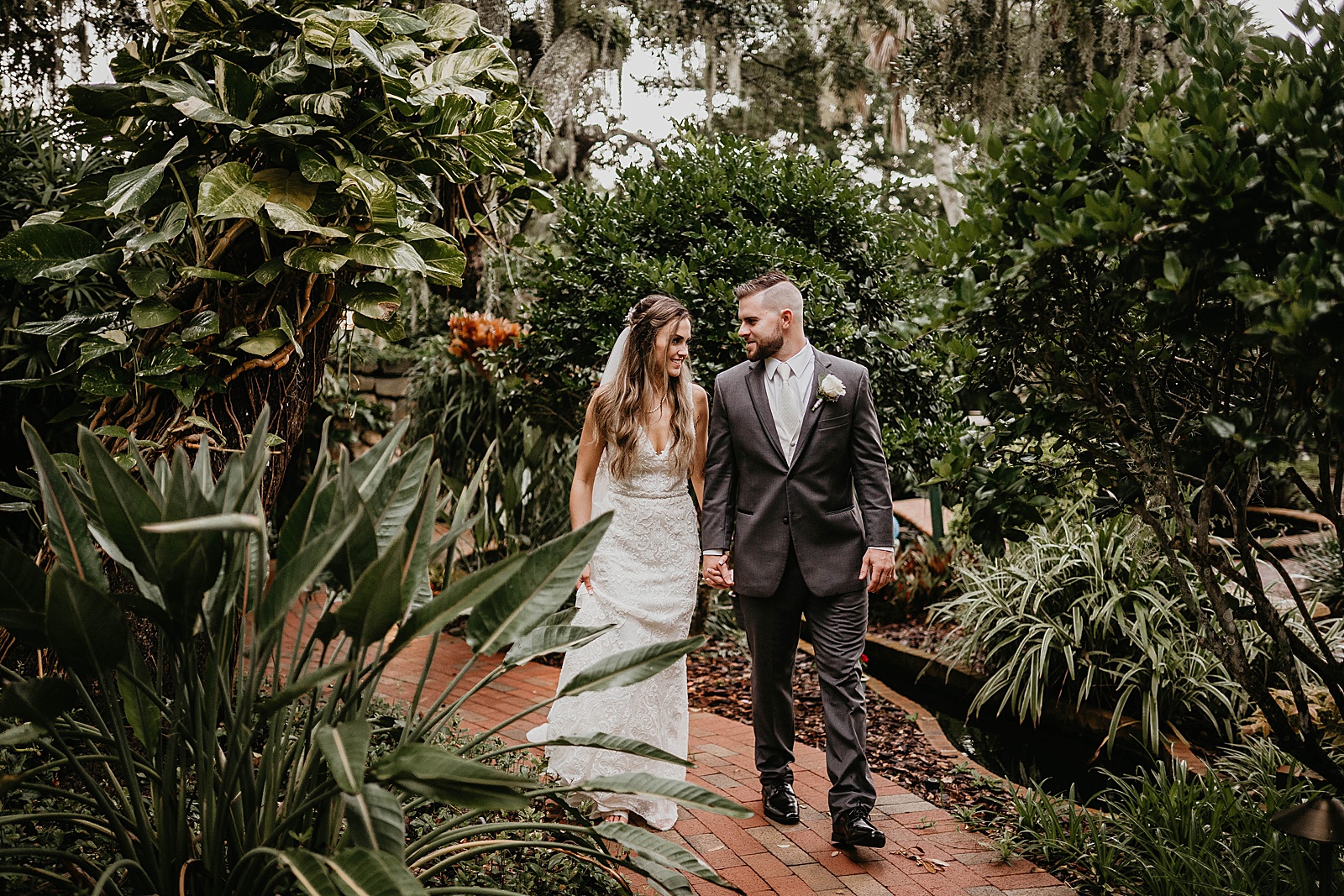 Estate on the Halifax Wedding captured by South Florida Wedding Photographer, Krystal Capone Photography