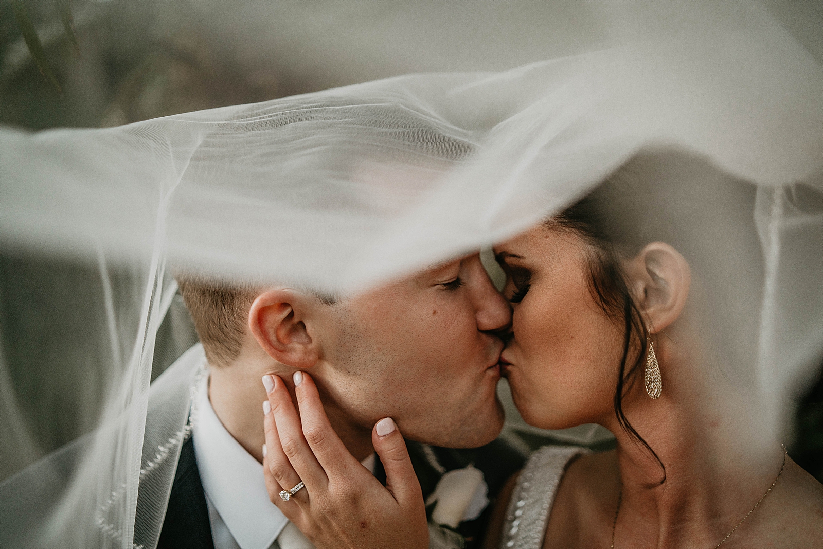 Romantic South Florida Wedding Photos by Palm Beach Wedding Photographer, Krystal Capone Photography