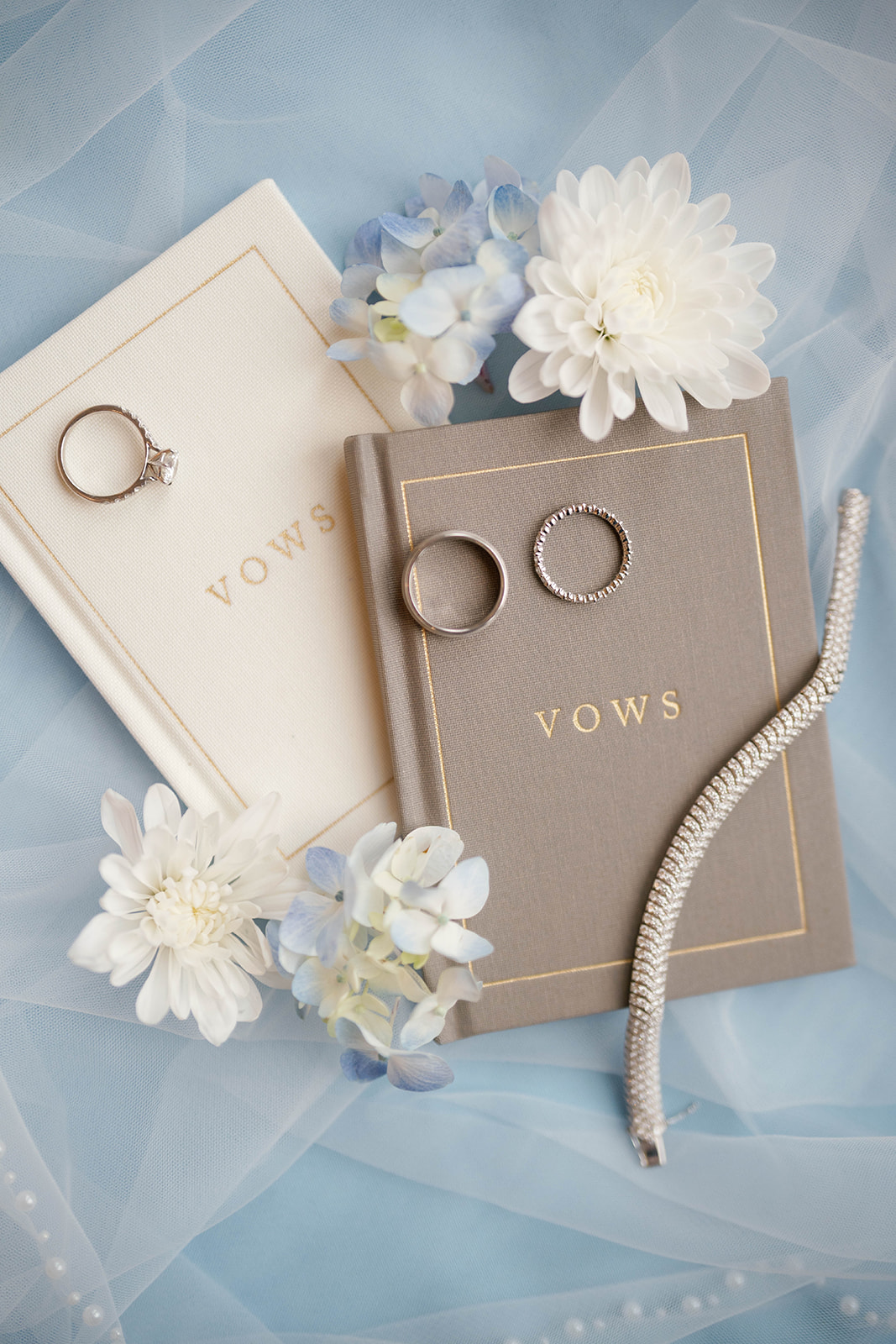 Vow books and rings