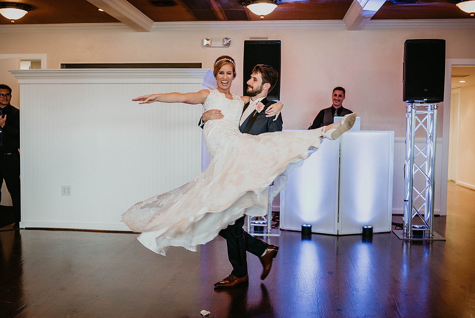 Jupiter Florida Intracoastal Wedding captured by South Florida Wedding Photographer, Krystal Capone Photography