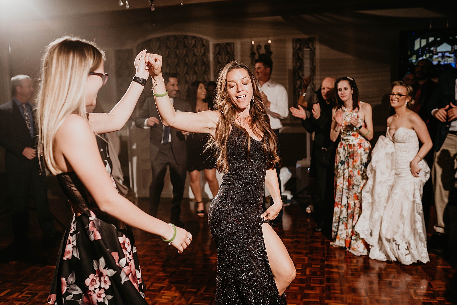 Guests dancing at Reception